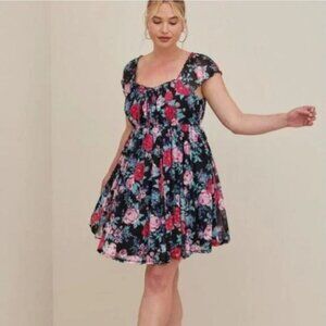 Torrid Floaty Pink Black Floral Mini Dress or Summer Tunic Top size 5 28 5X